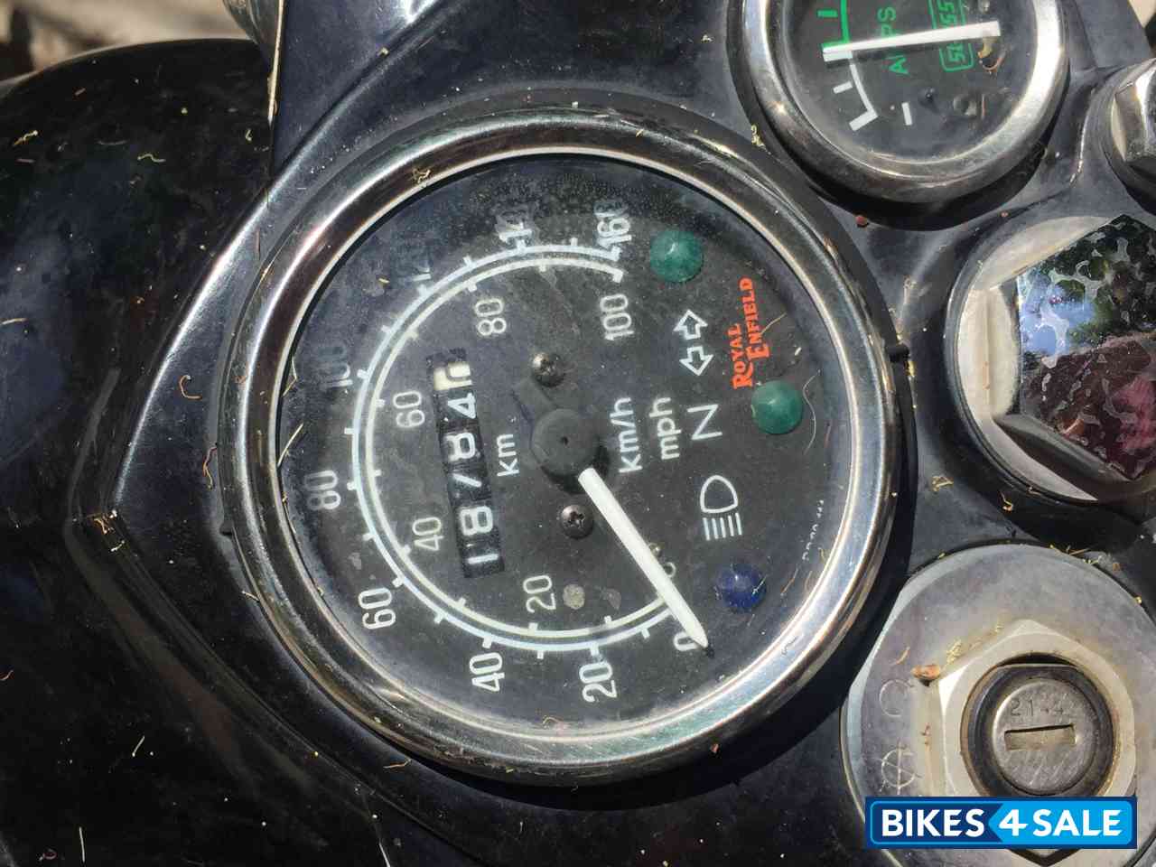 Black Royal Enfield Bullet Standard 350