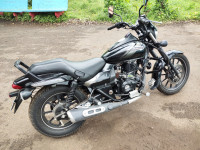 Black Bajaj Avenger Street 160 BS6