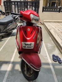 Red Suzuki Access 125