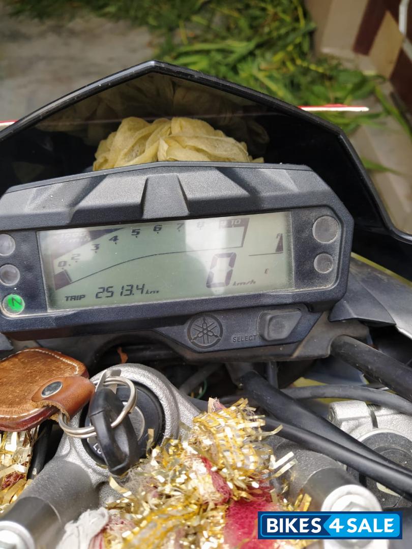 Grey Yamaha FZ-S FI V2