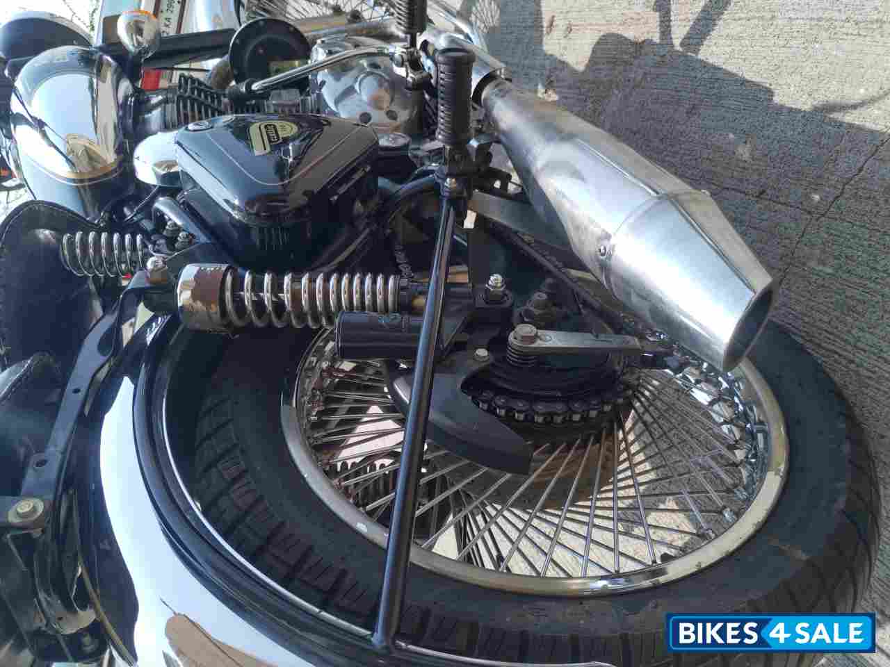 Black Royal Enfield Classic Chrome