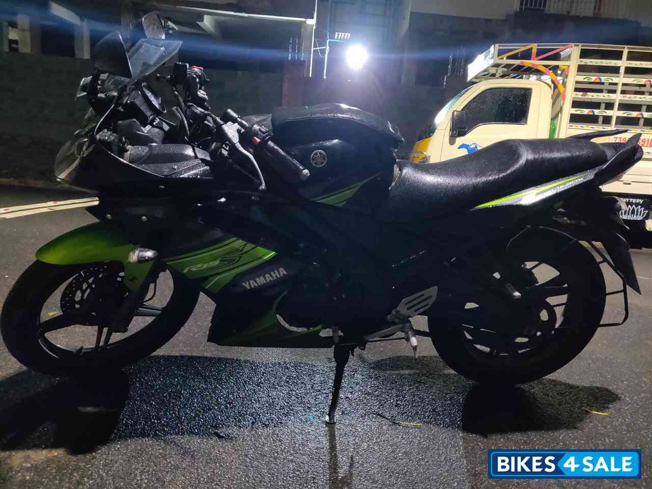 Black And Green Yamaha YZF R15 S