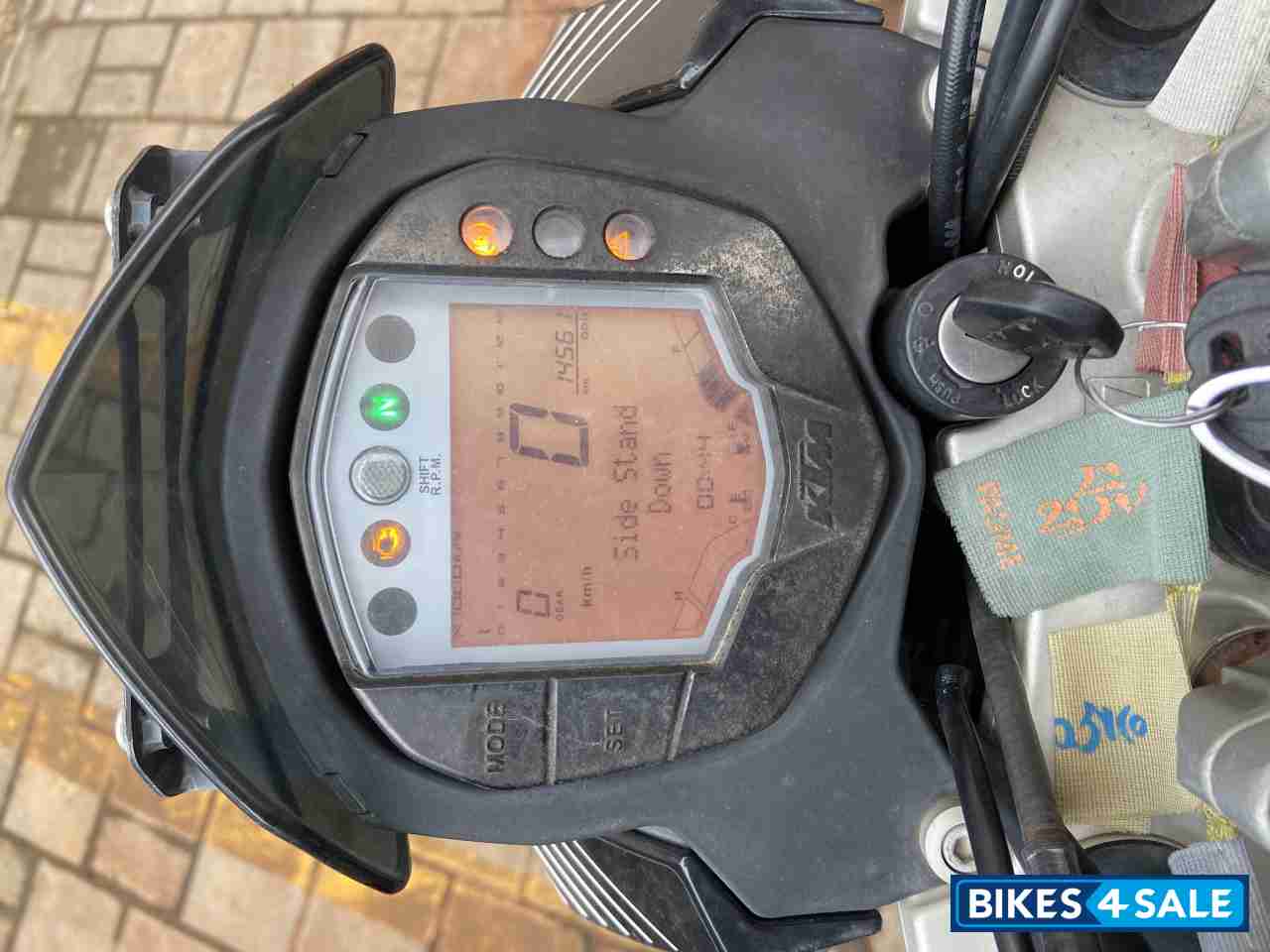 Black-orange KTM Duke 390