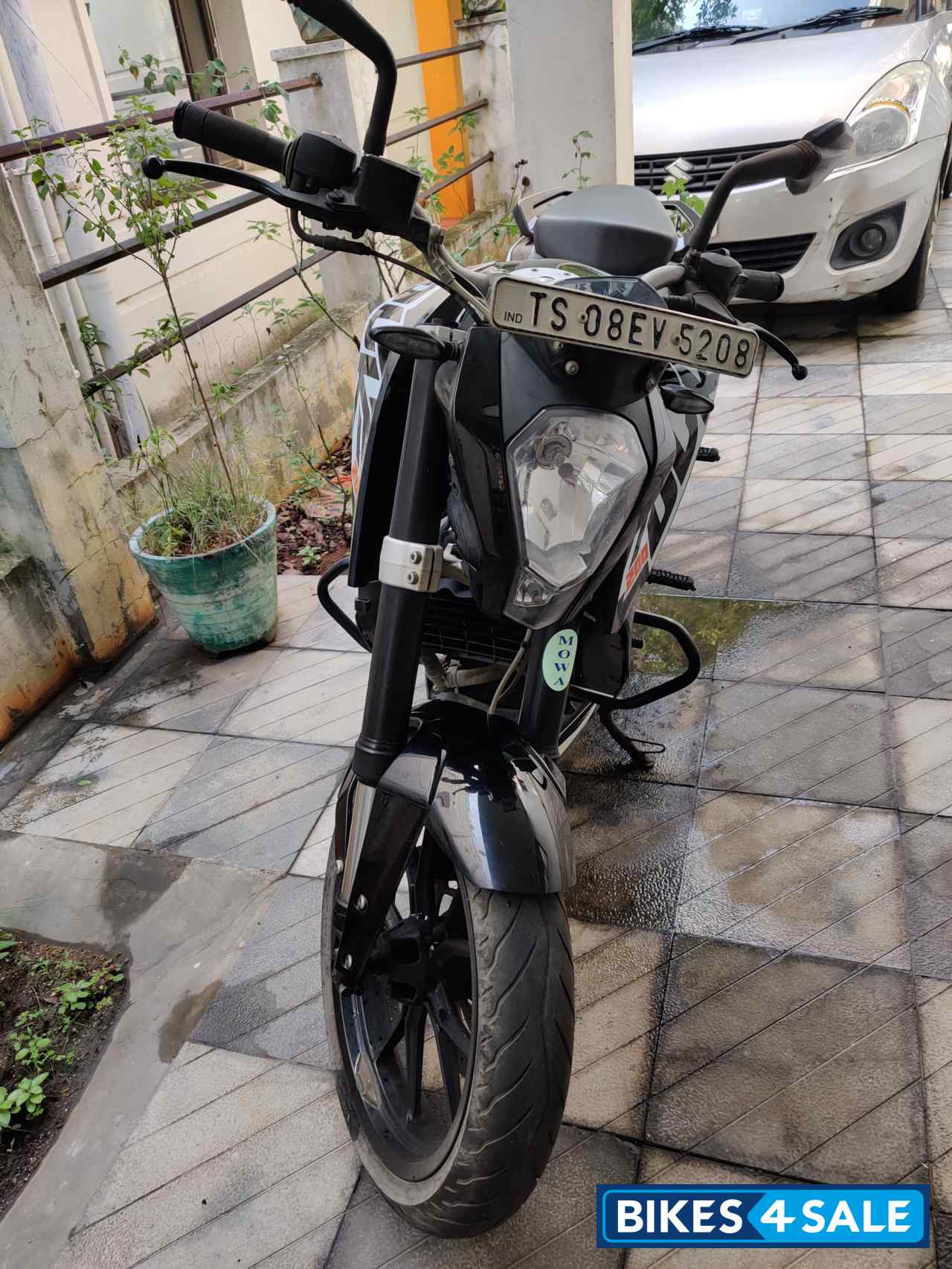 KTM Duke 200