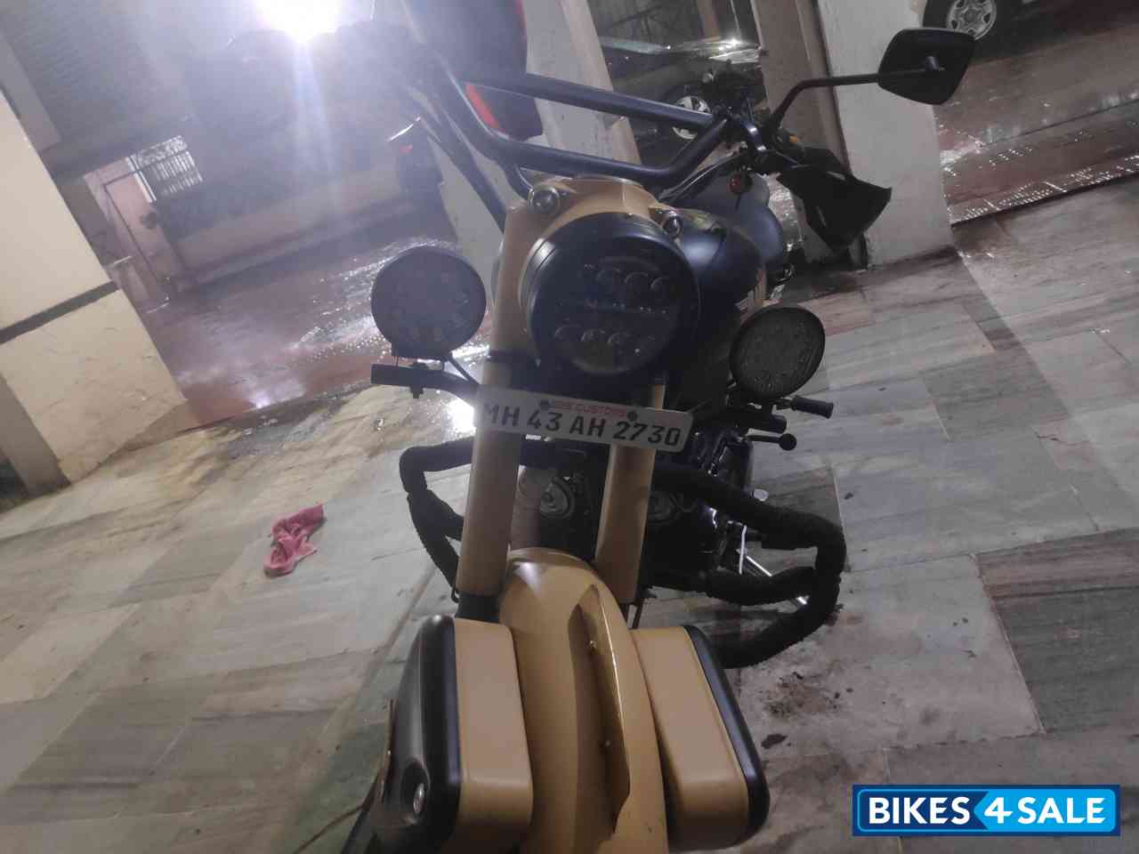 Royal Enfield Classic 500