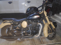 Royal Enfield Classic 500