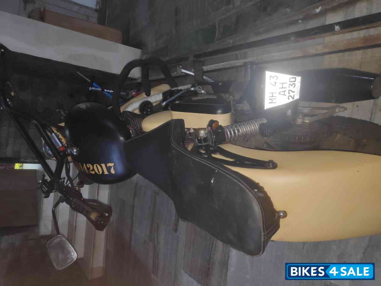 Royal Enfield Classic 500