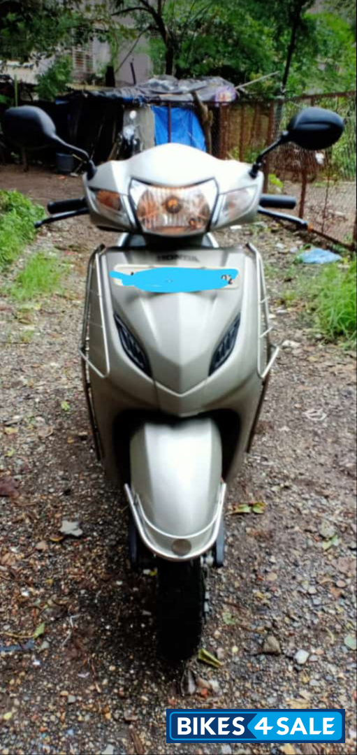 Met Pearl Silver Honda Activa 4G