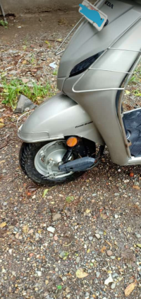 Met Pearl Silver Honda Activa 4G