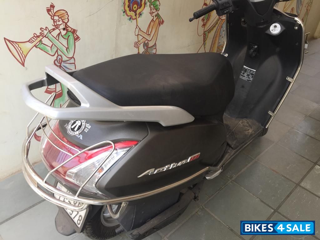 Mat Crust Metallic Honda Activa 125