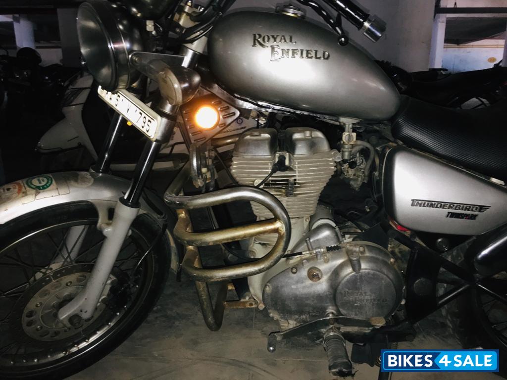 Silver Royal Enfield Thunderbird TwinSpark 350