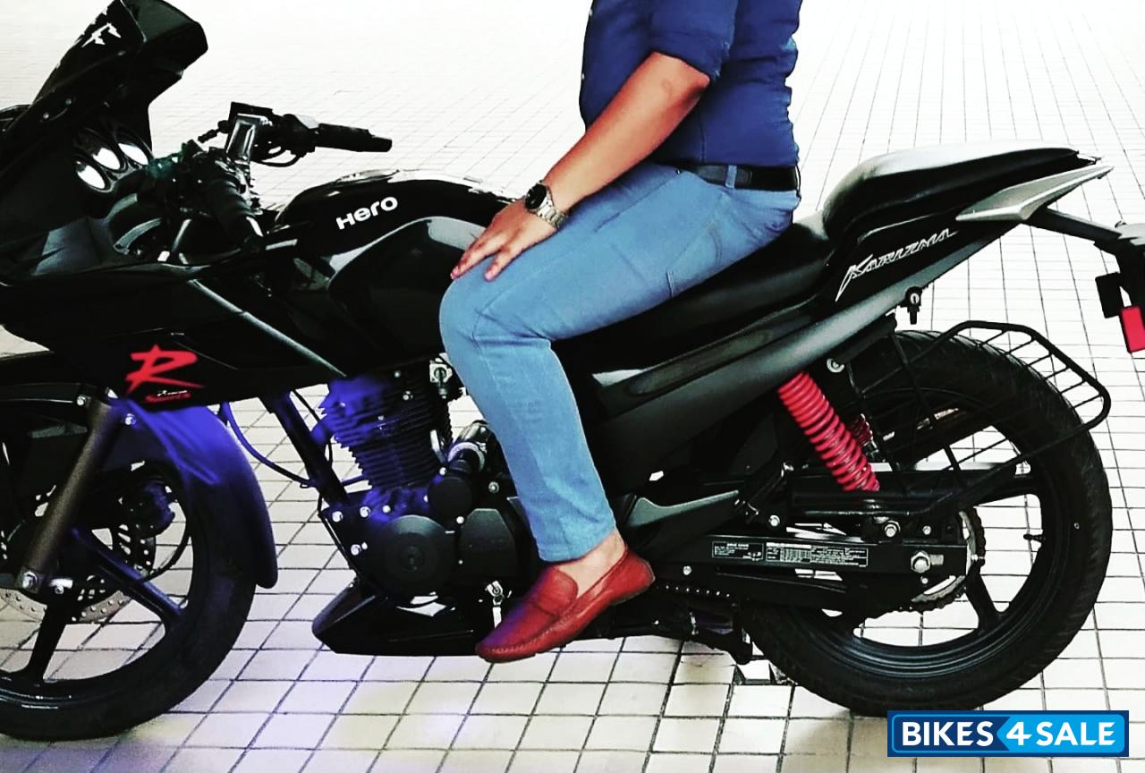 Black Hero Karizma R
