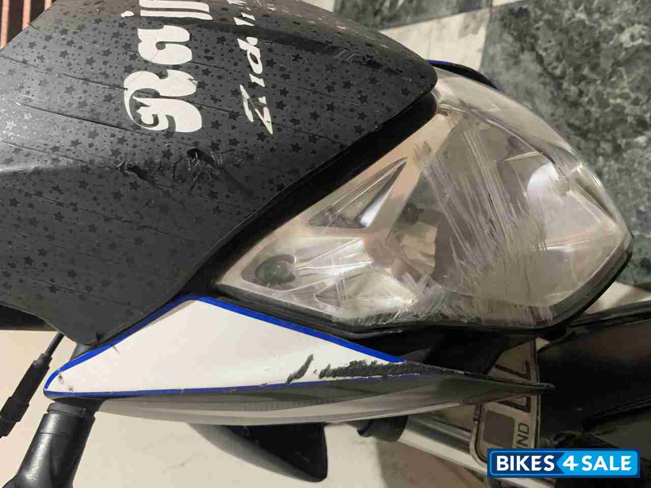 Black Bajaj Pulsar 135LS