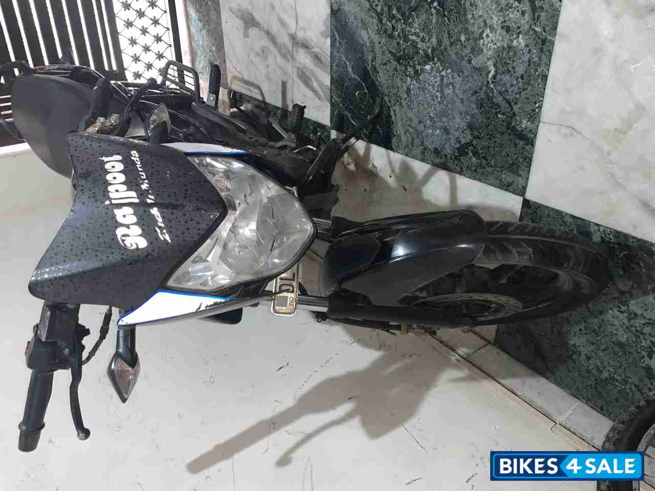 Black Bajaj Pulsar 135LS