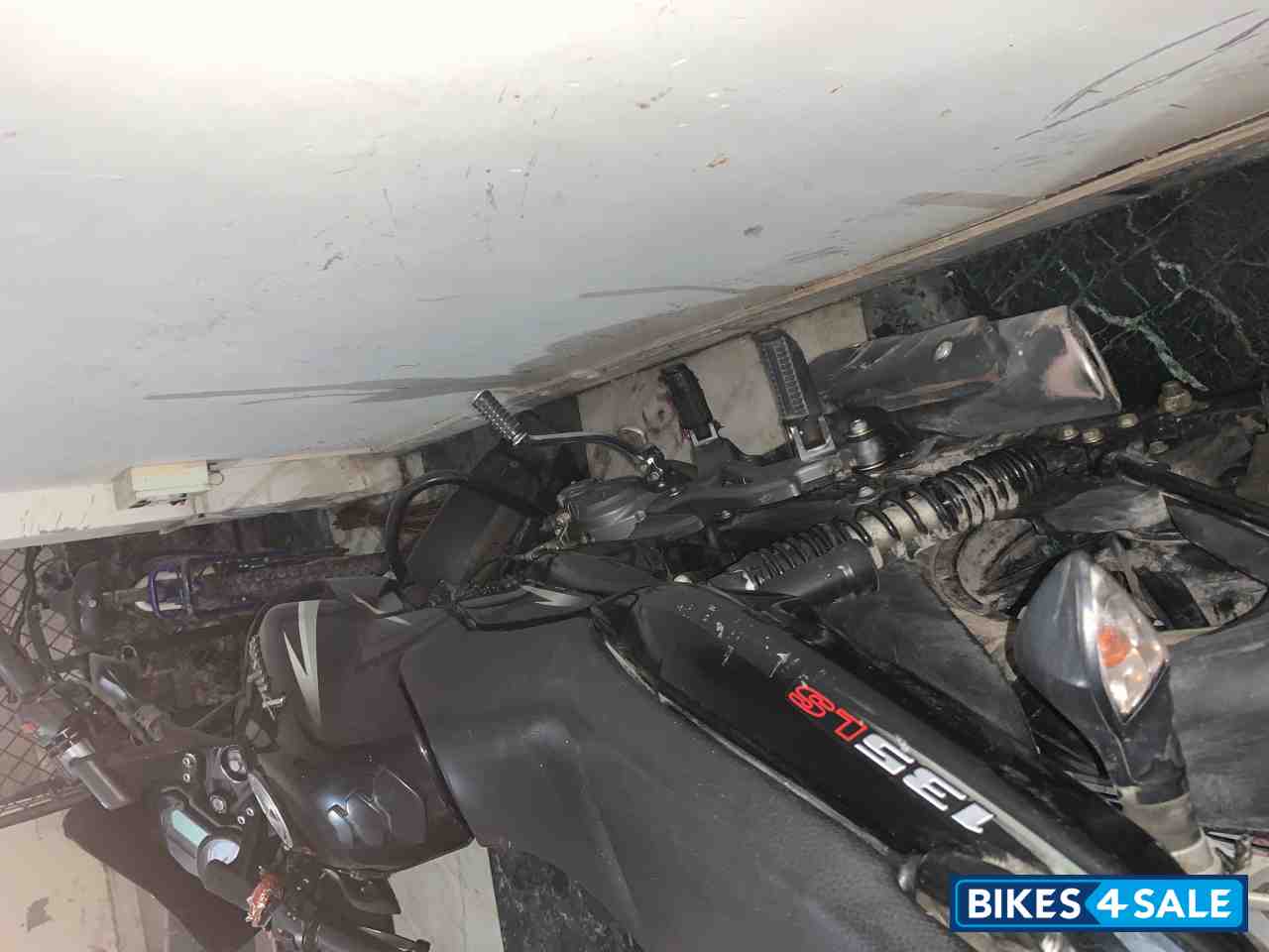 Black Bajaj Pulsar 135LS