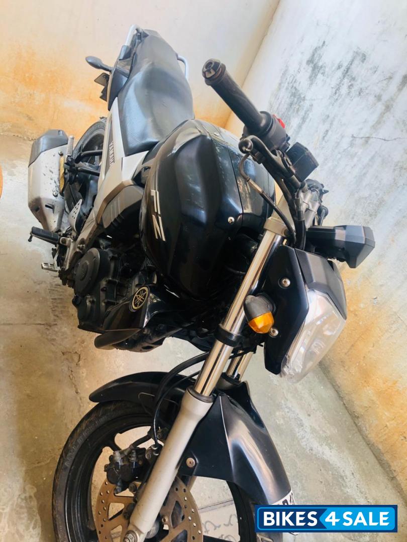 Yamaha FZ