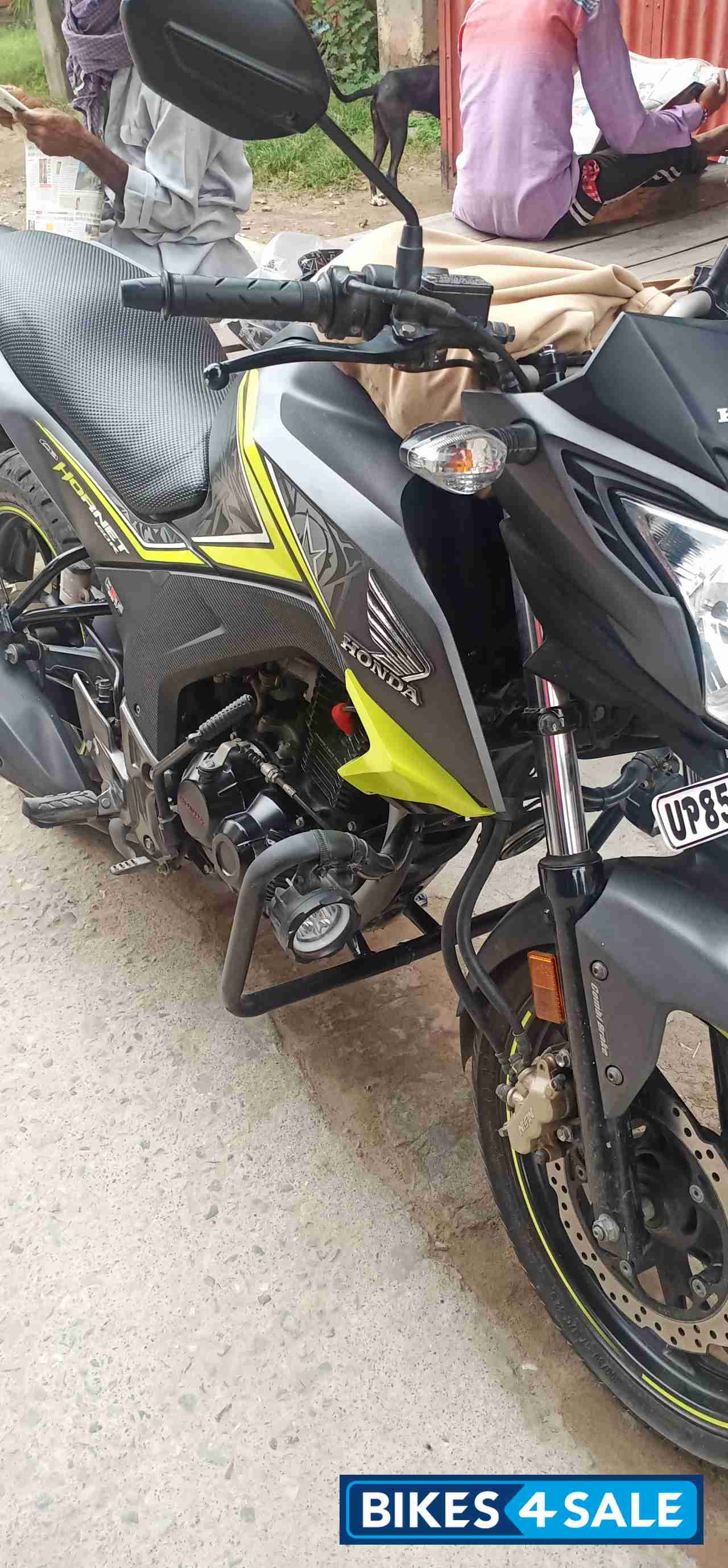 Honda CB Hornet 160R