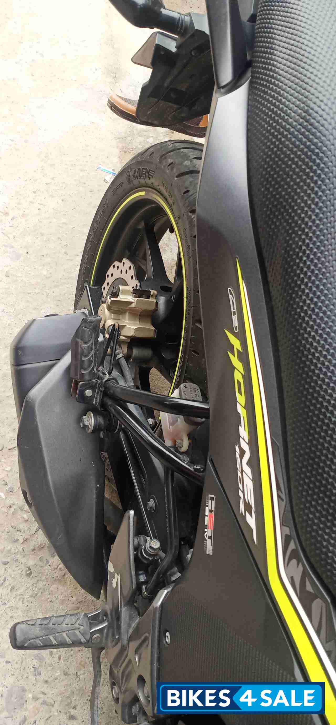 Honda CB Hornet 160R