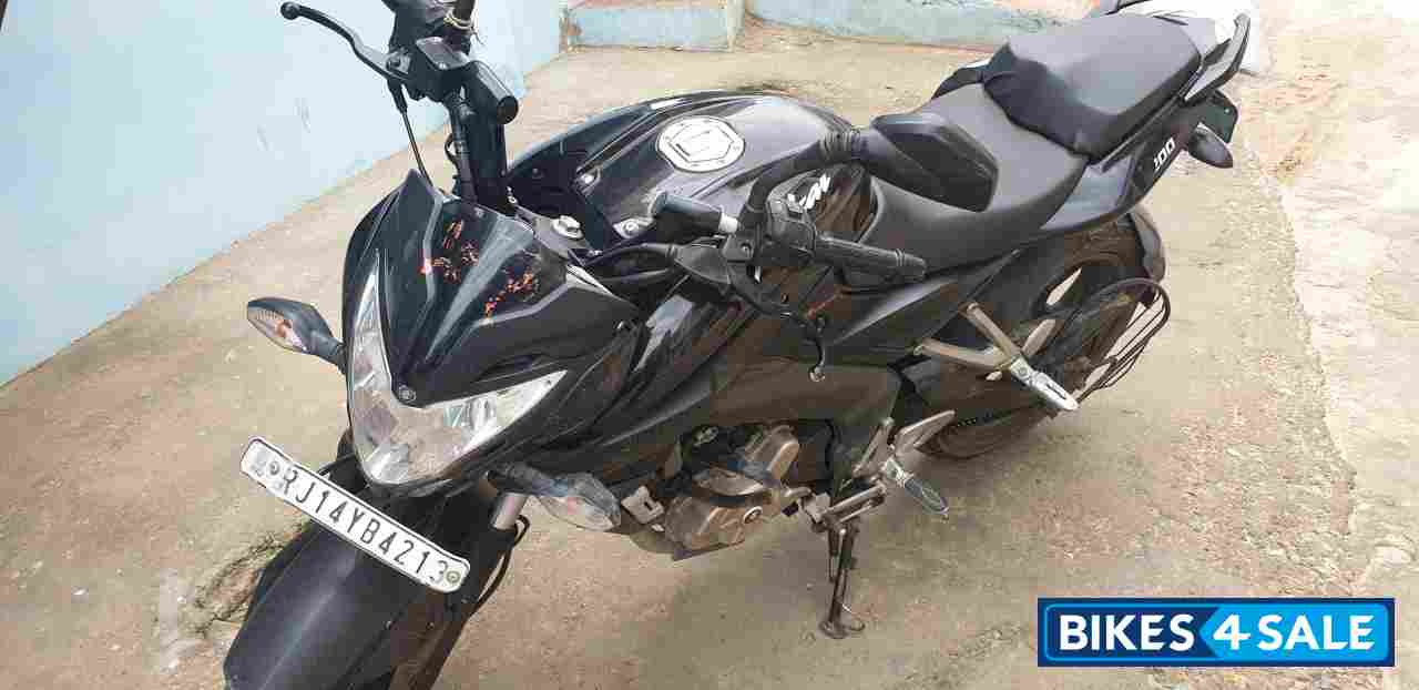 Bajaj Pulsar 200 NS
