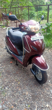 Red Honda Activa 3G