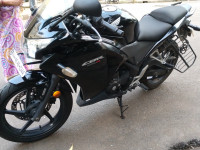 Black Honda CBR 250R ABS