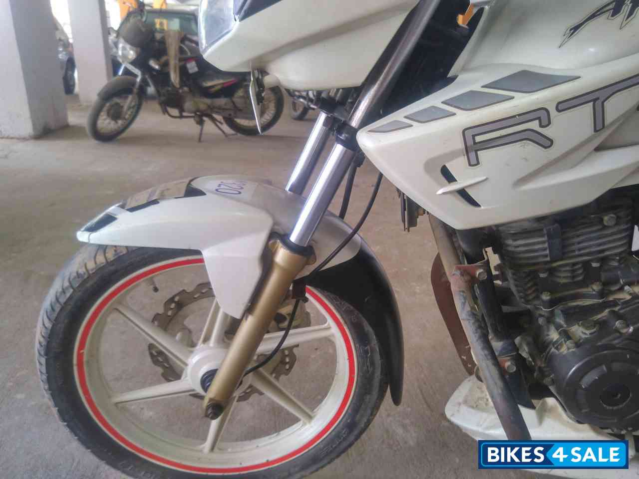 TVS Apache RTR 180