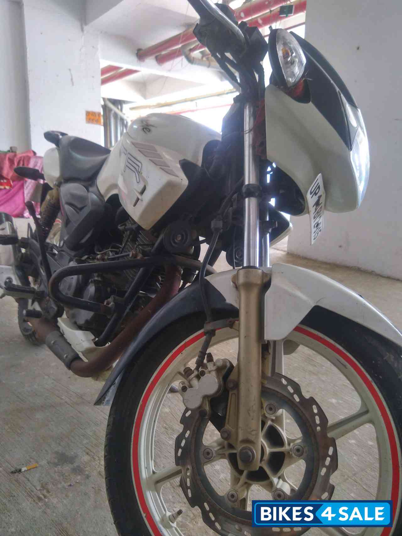 TVS Apache RTR 180
