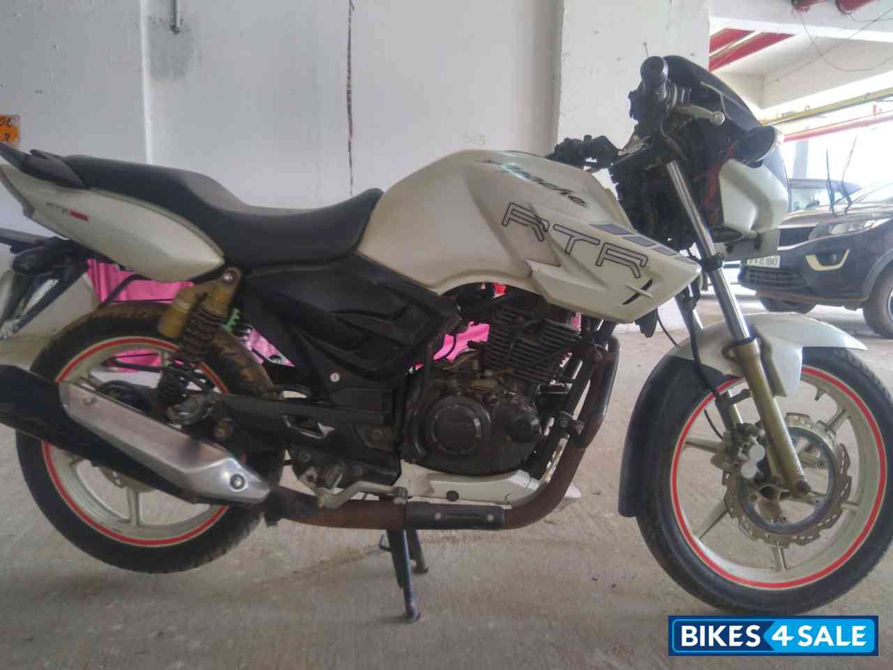 TVS Apache RTR 180
