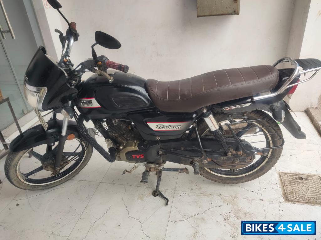 Black TVS Radeon