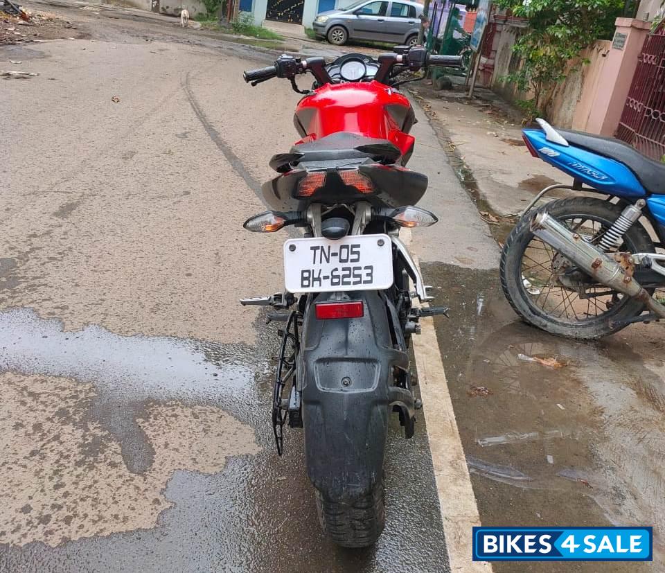 Red Bajaj Pulsar 200 NS