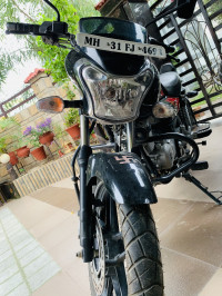 Bajaj V15