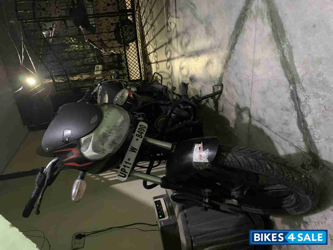 Bajaj Discover DTSi 135