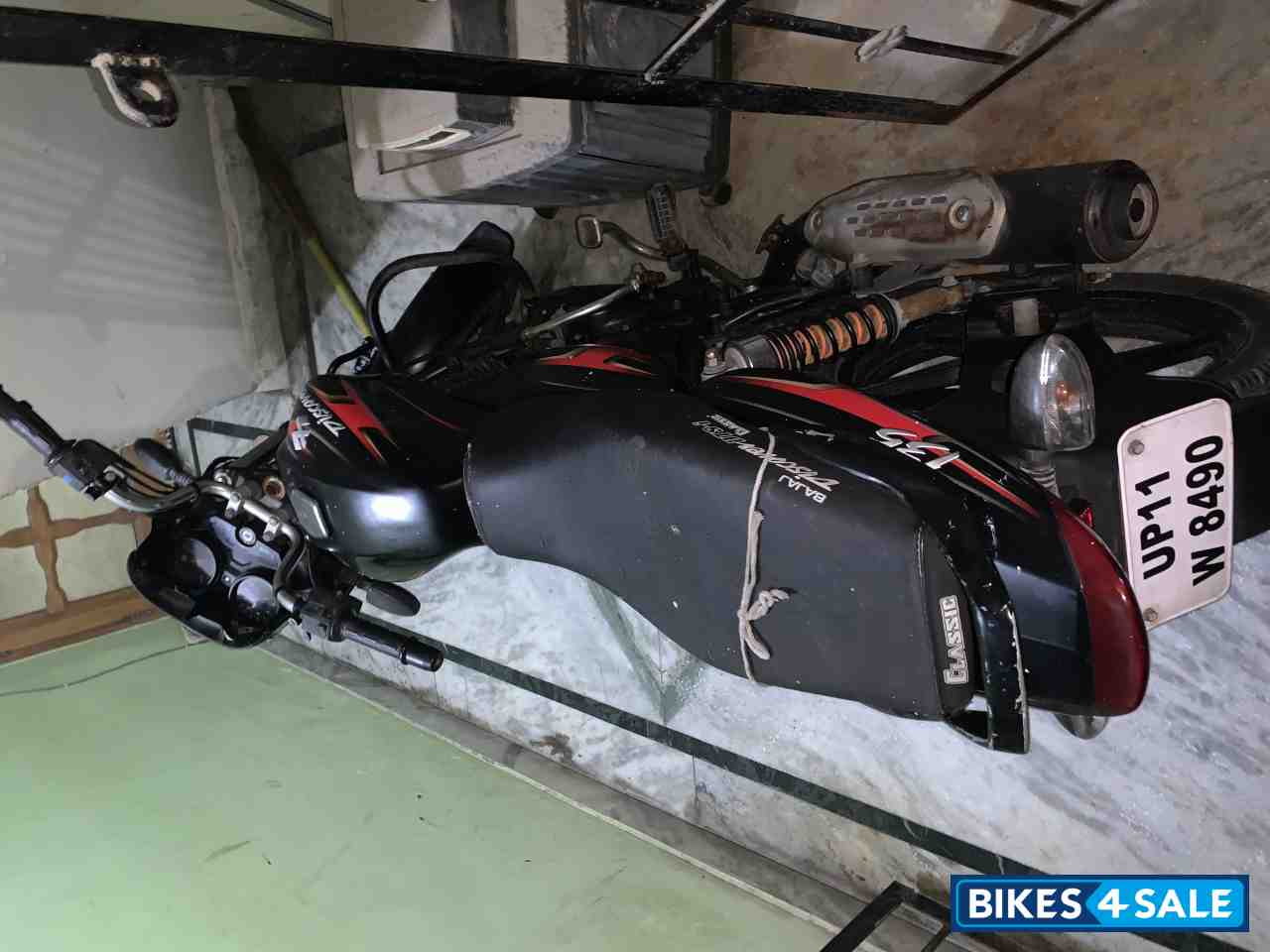 Bajaj Discover DTSi 135