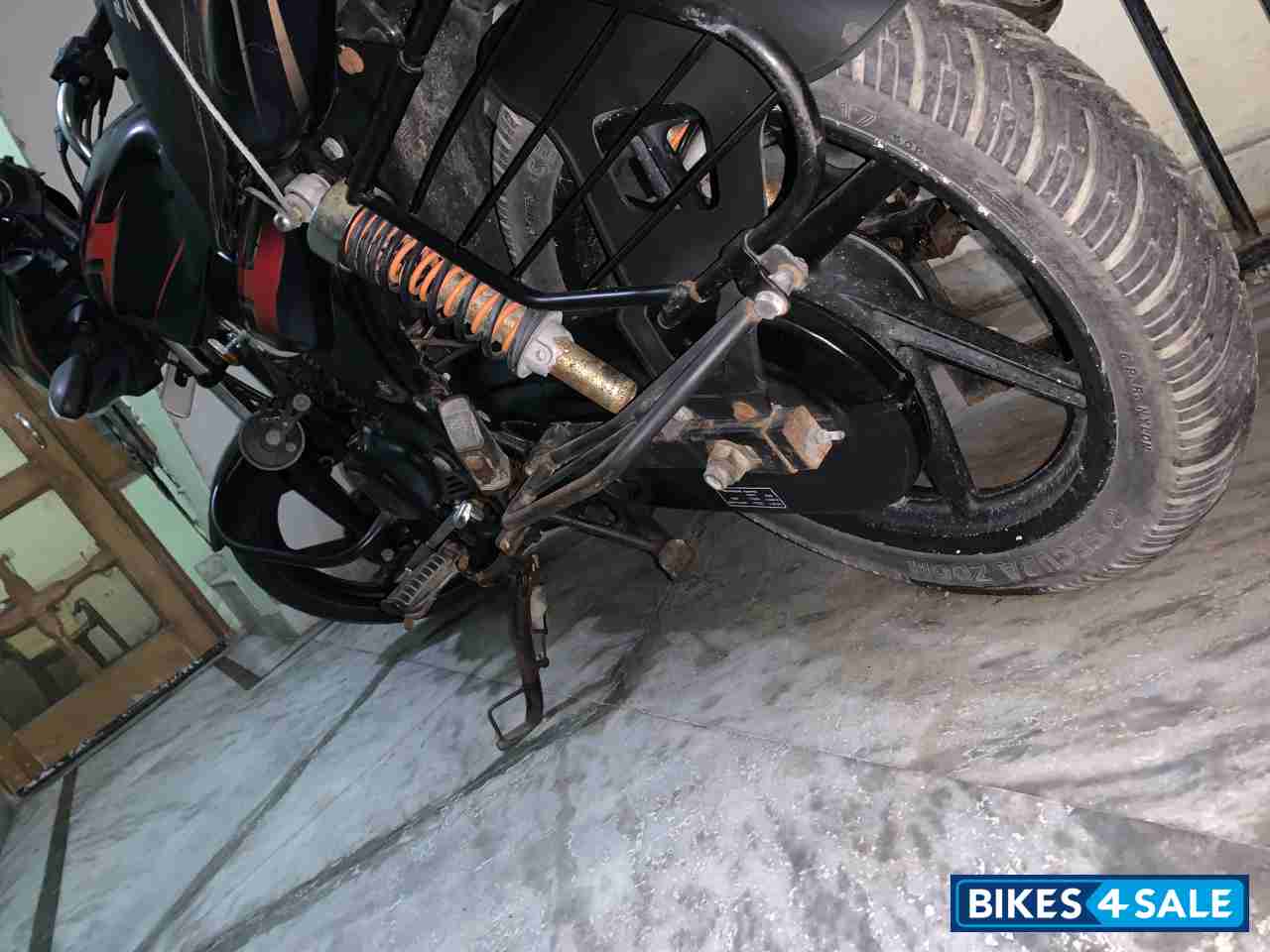 Bajaj Discover DTSi 135