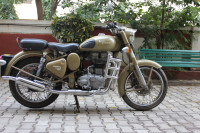 Sand Royal Enfield Classic Desert Storm