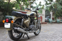 Sand Royal Enfield Classic Desert Storm