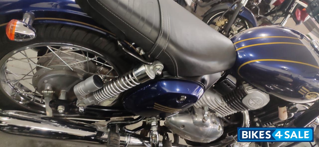 Jawa forty two BS6 Jawa forty two BS6