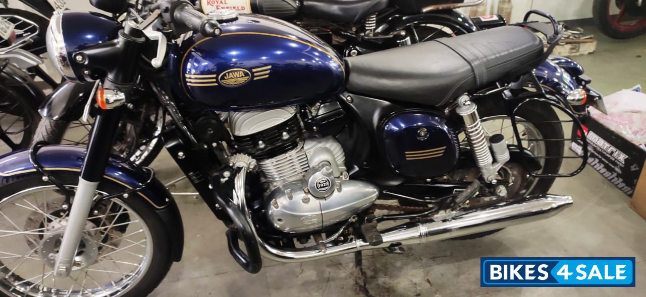 Jawa forty two BS6 Jawa forty two BS6