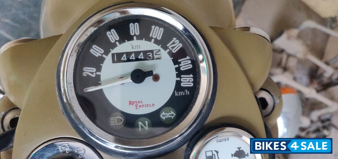 Royal Enfield Classic Desert Storm