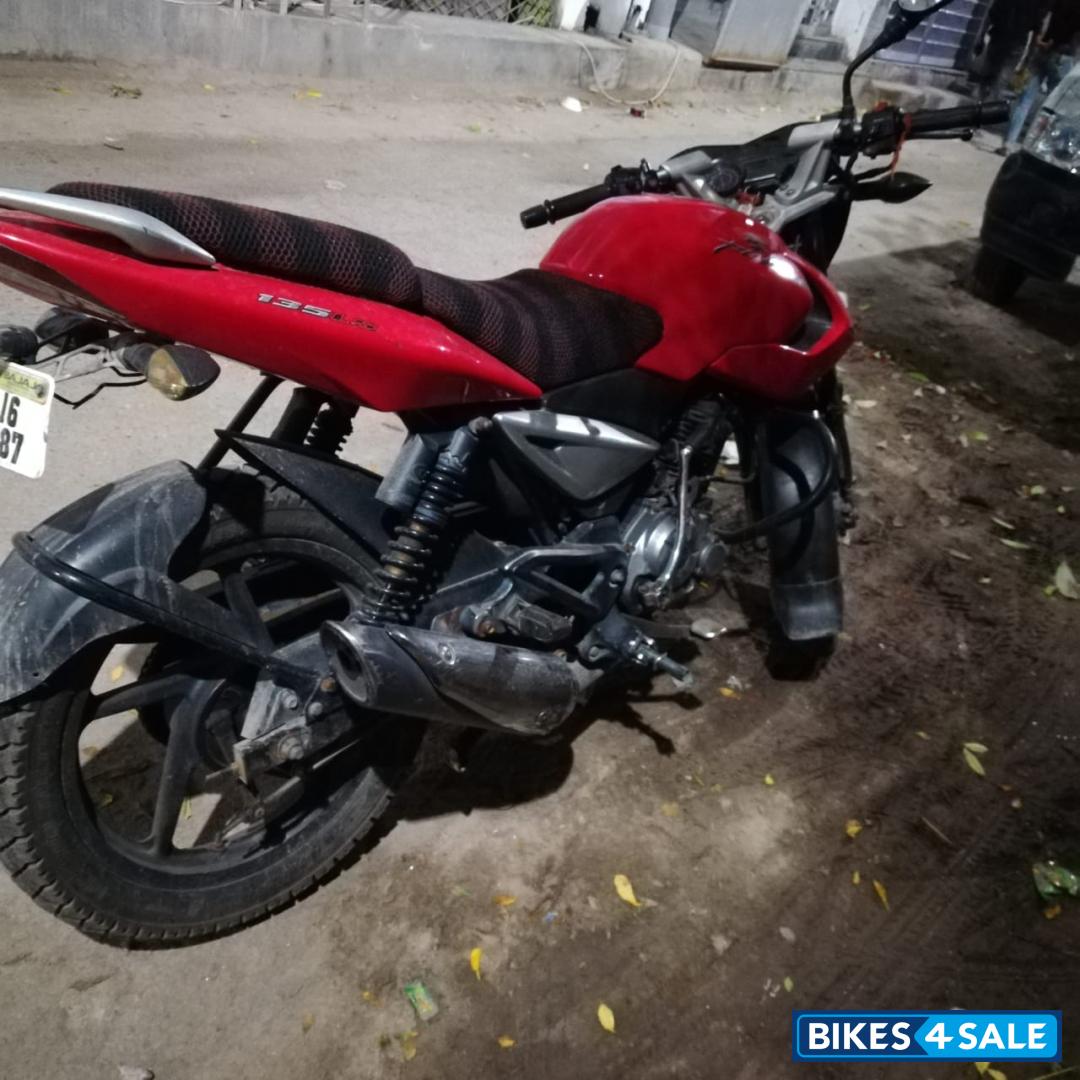Bajaj Pulsar 135LS