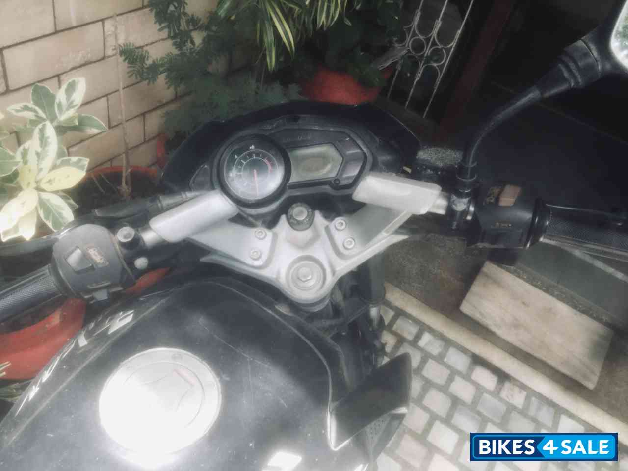 Bajaj Pulsar 135LS