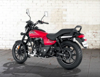 Red Bajaj Avenger Street 160