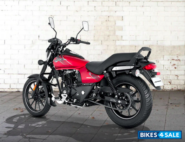 Red Bajaj Avenger Street 160