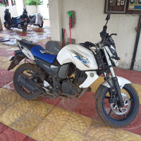 Yamaha FZ-S