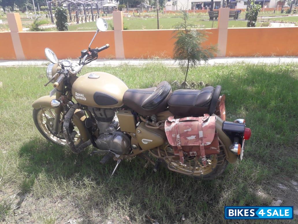 Royal Enfield Classic Desert Storm