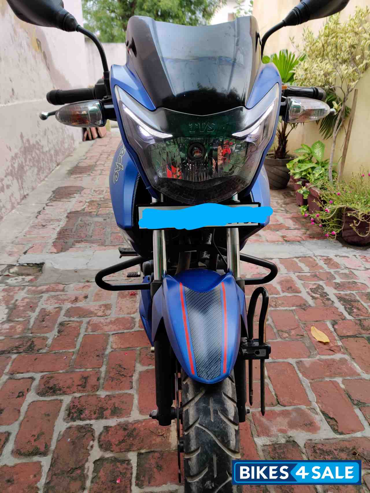 TVS Apache RTR 160