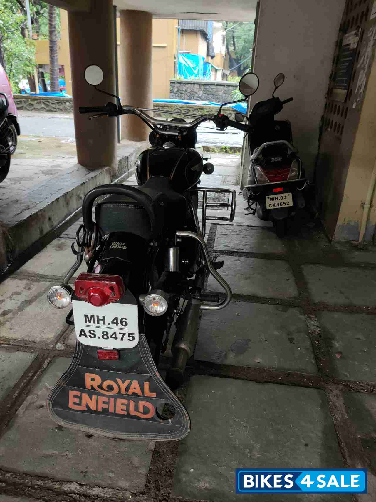 Royal Enfield Bullet Standard 350