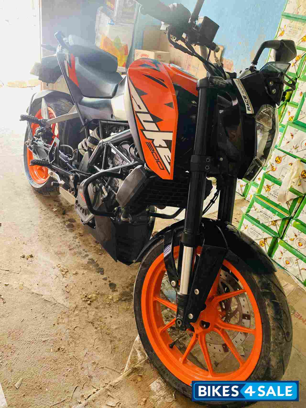 KTM Duke 125
