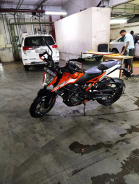 Electronic Orange KTM Duke 250