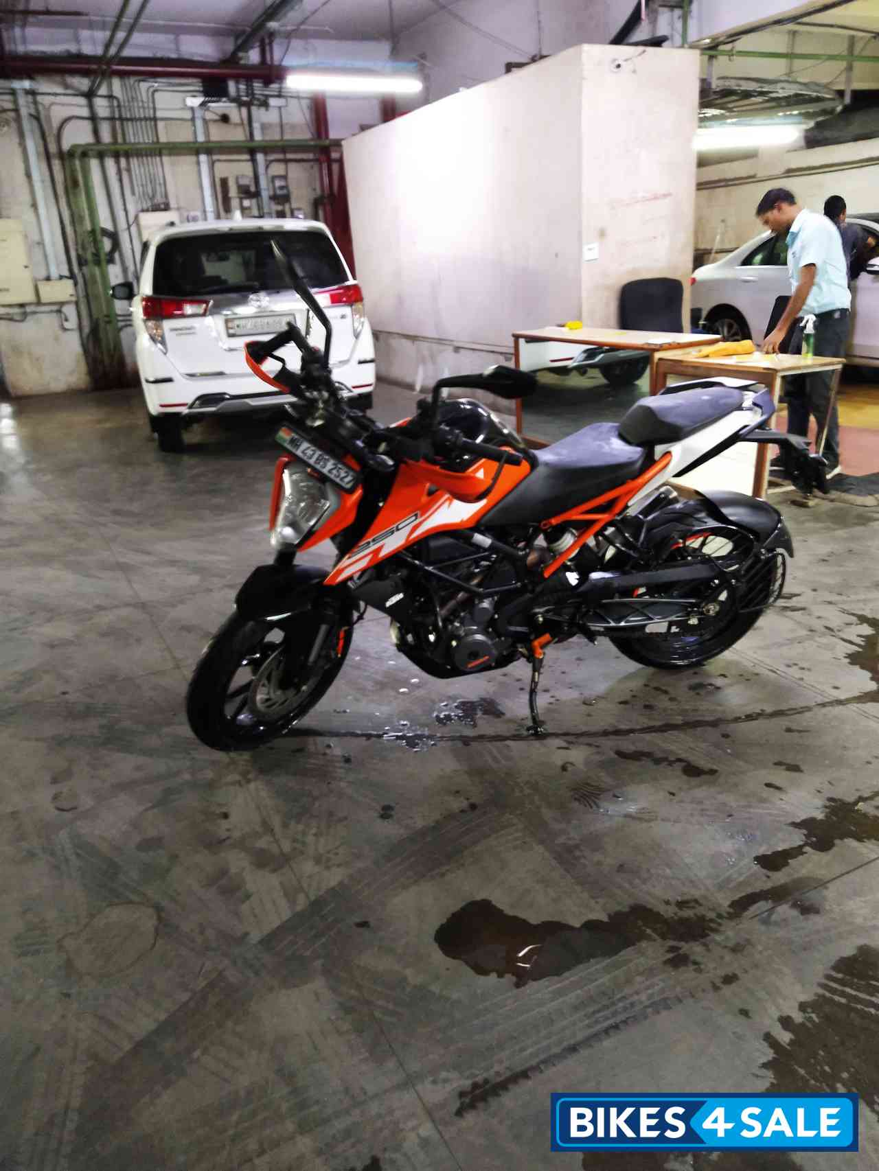 Electronic Orange KTM Duke 250